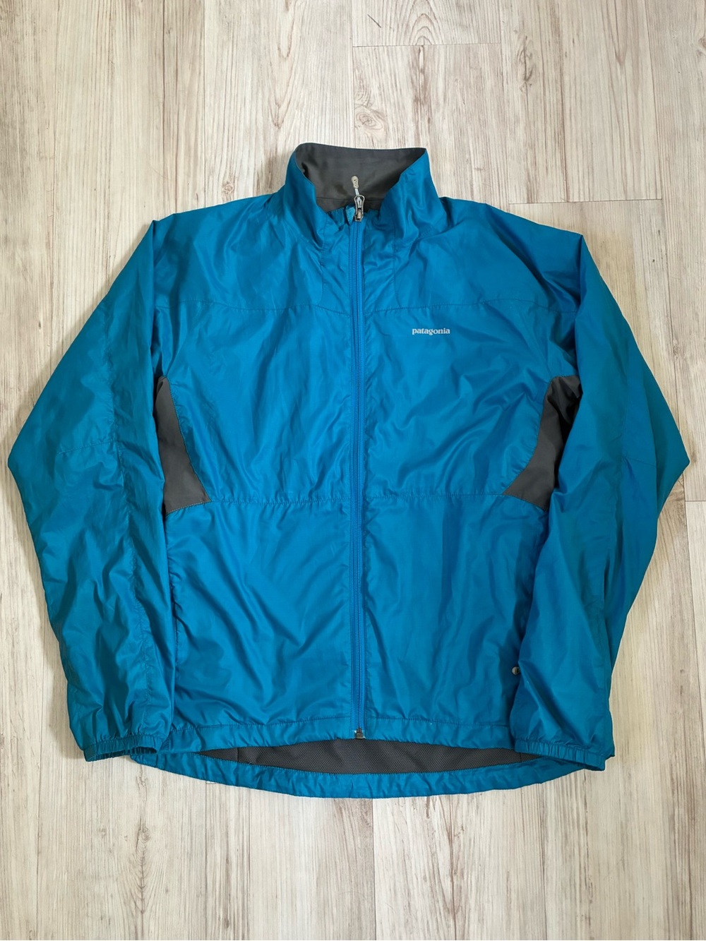Women’s Patagonia Windbreaker
